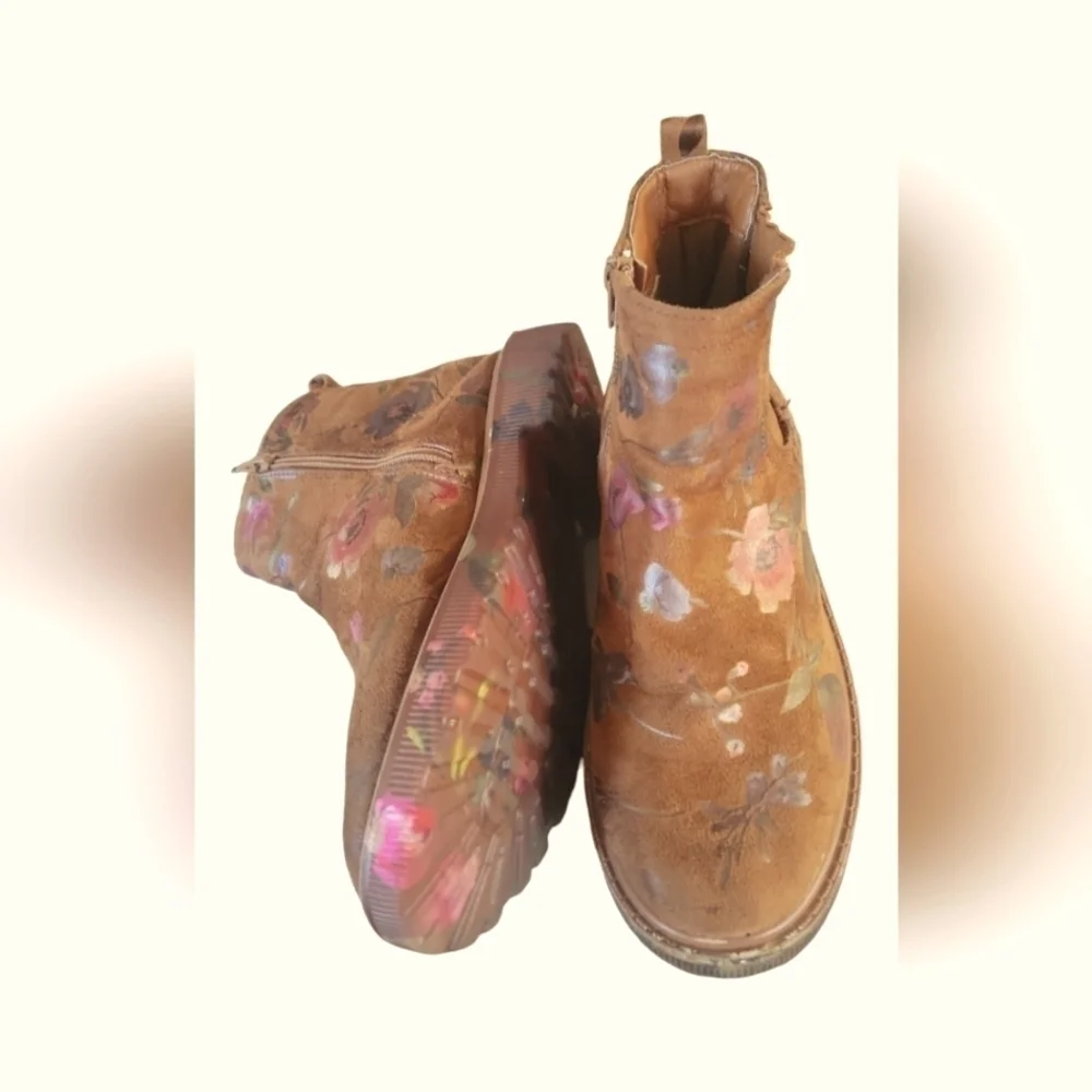 Steve Madden Girl Crystl Floral Chelsea Multicolor Ankle Boots Sz 4